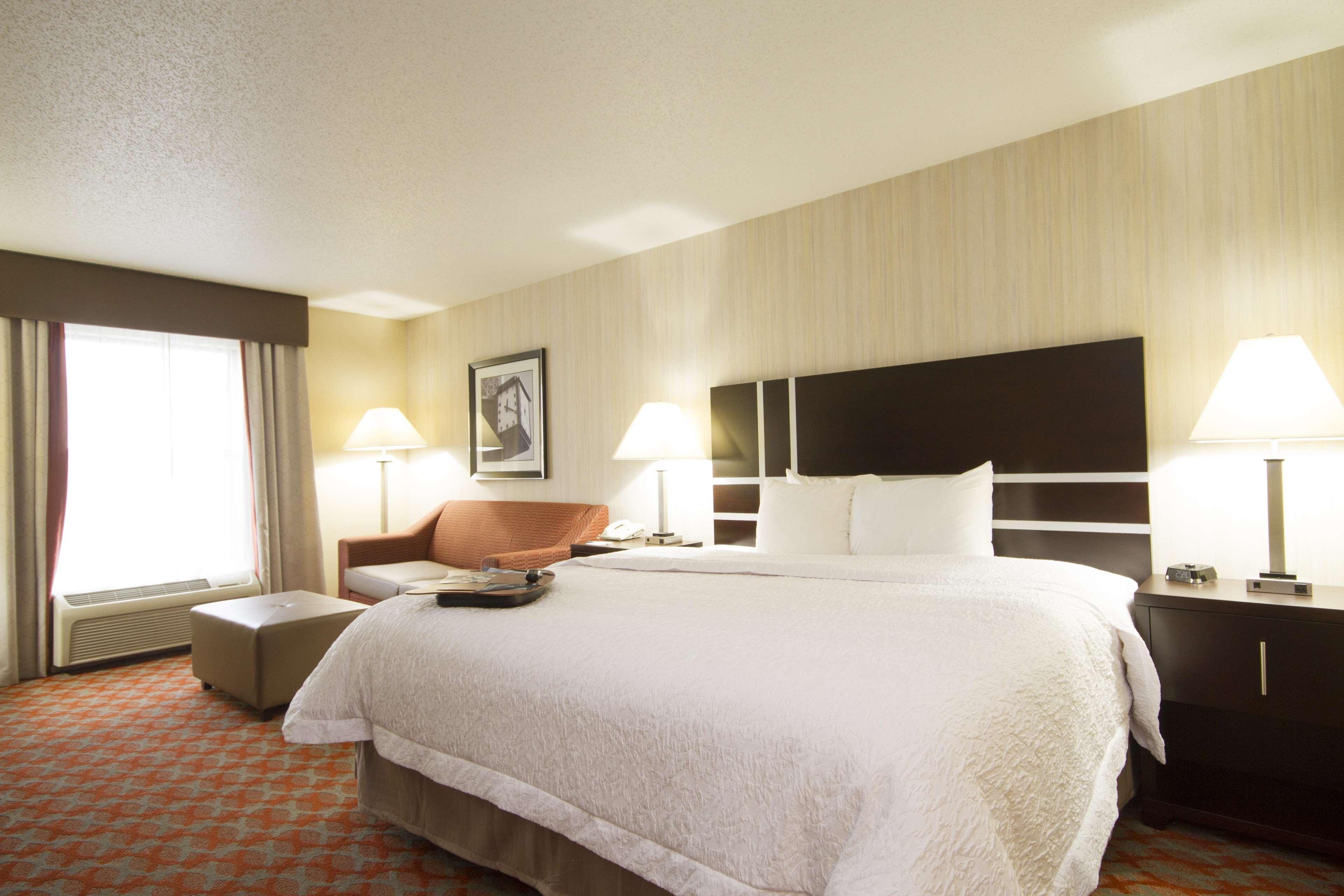 Hampton Inn Marshall Buitenkant foto