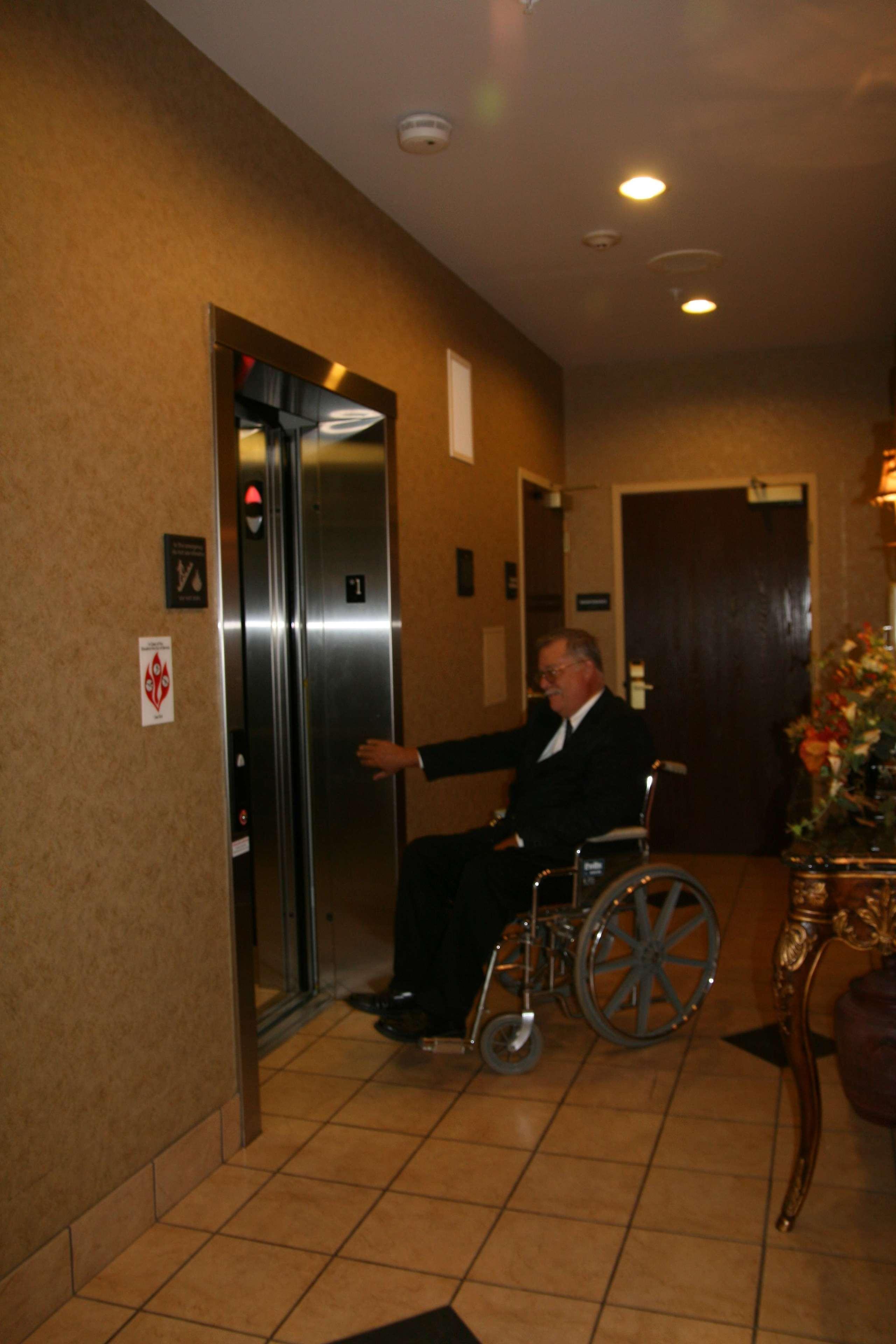 Hampton Inn Marshall Interieur foto