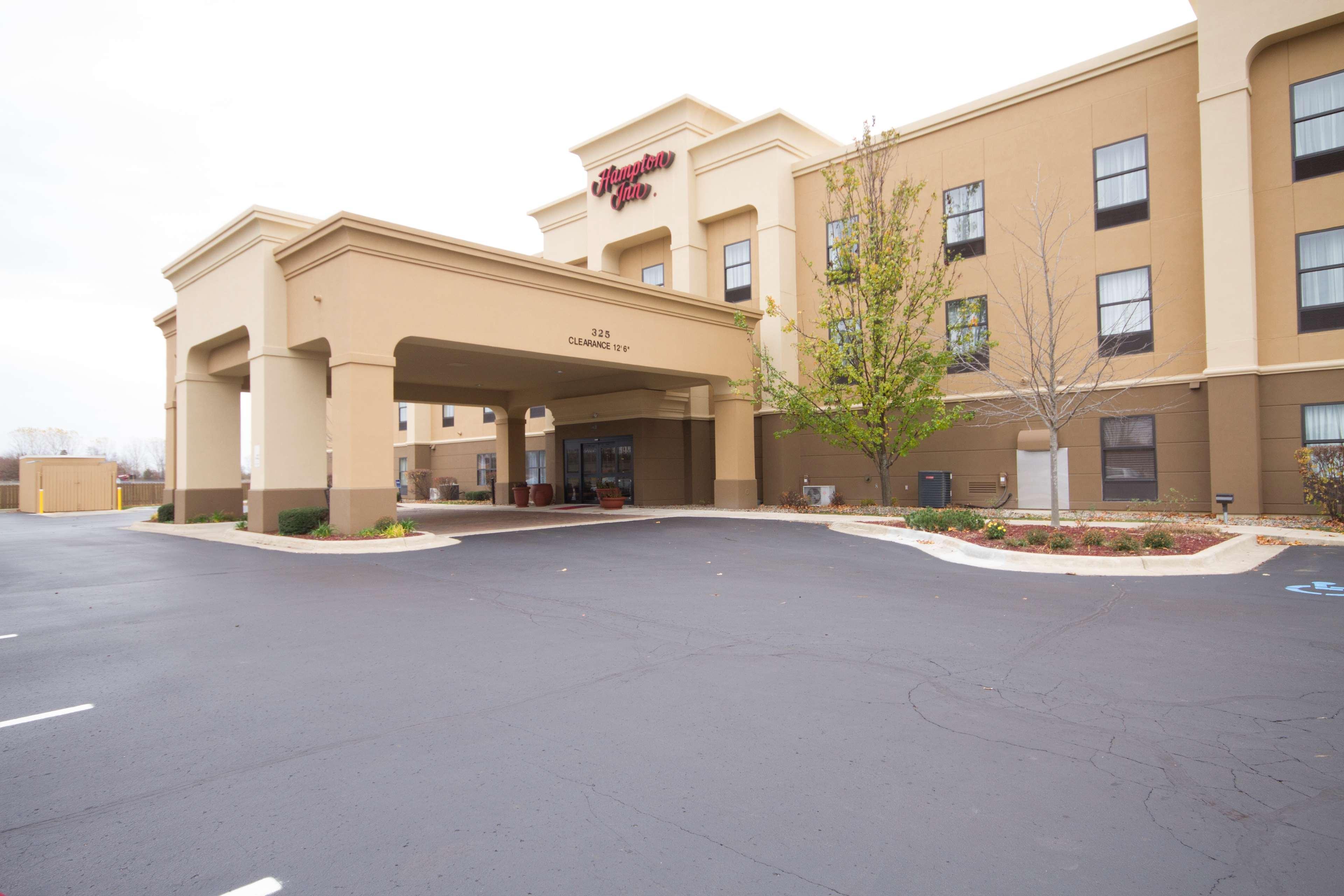 Hampton Inn Marshall Buitenkant foto