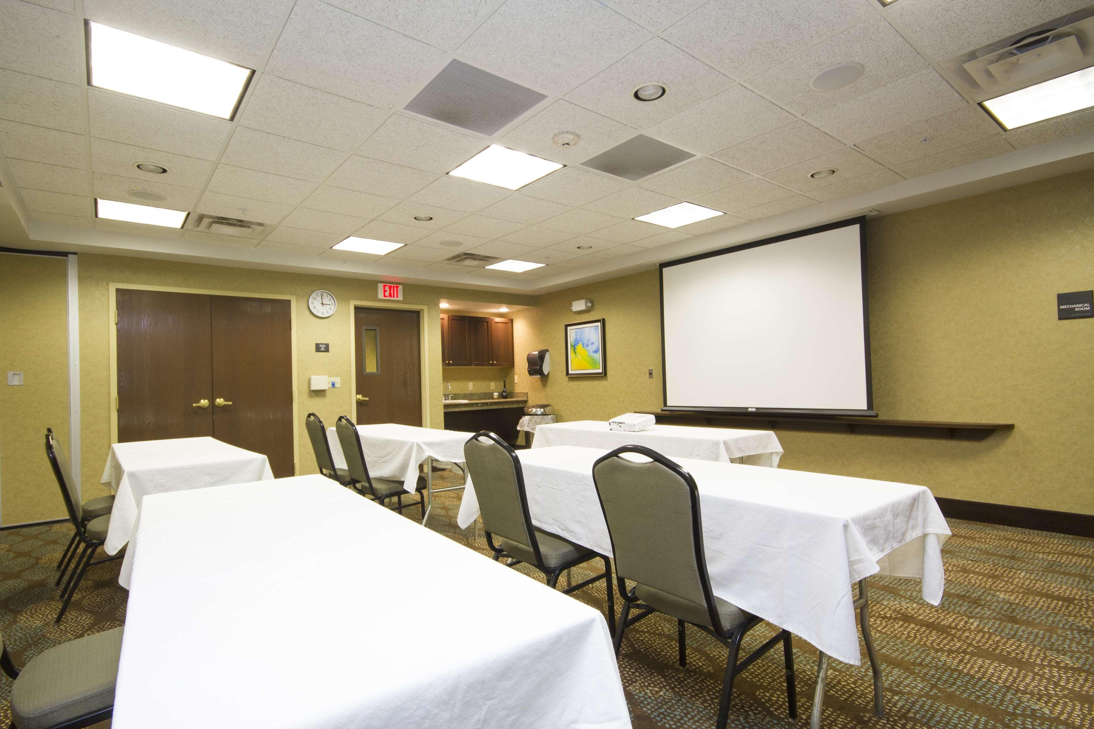 Hampton Inn Marshall Buitenkant foto