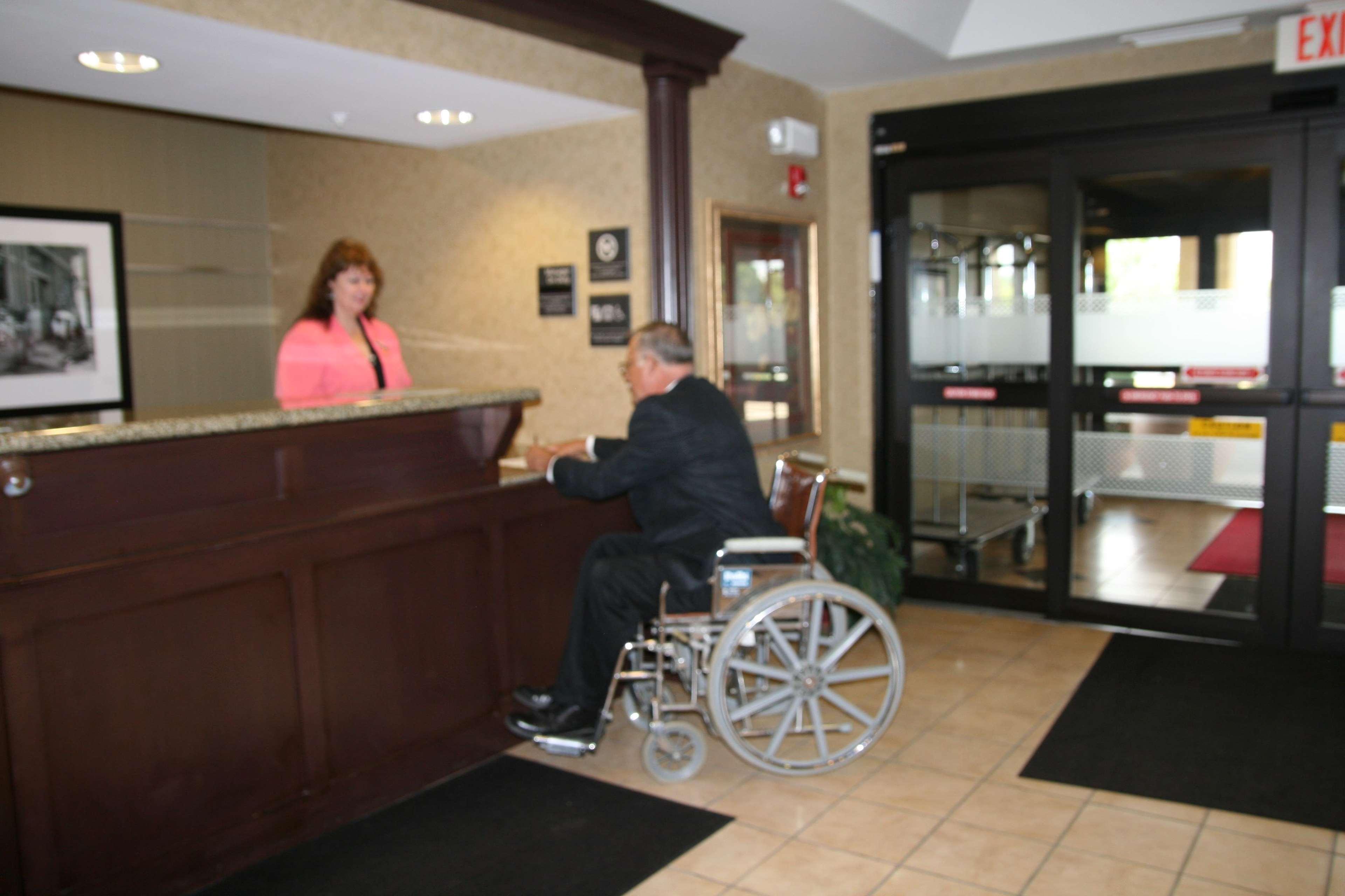 Hampton Inn Marshall Interieur foto